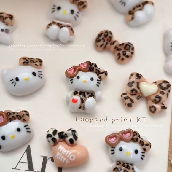 Leopard print KT charms ๐ - Picture 3 of 12